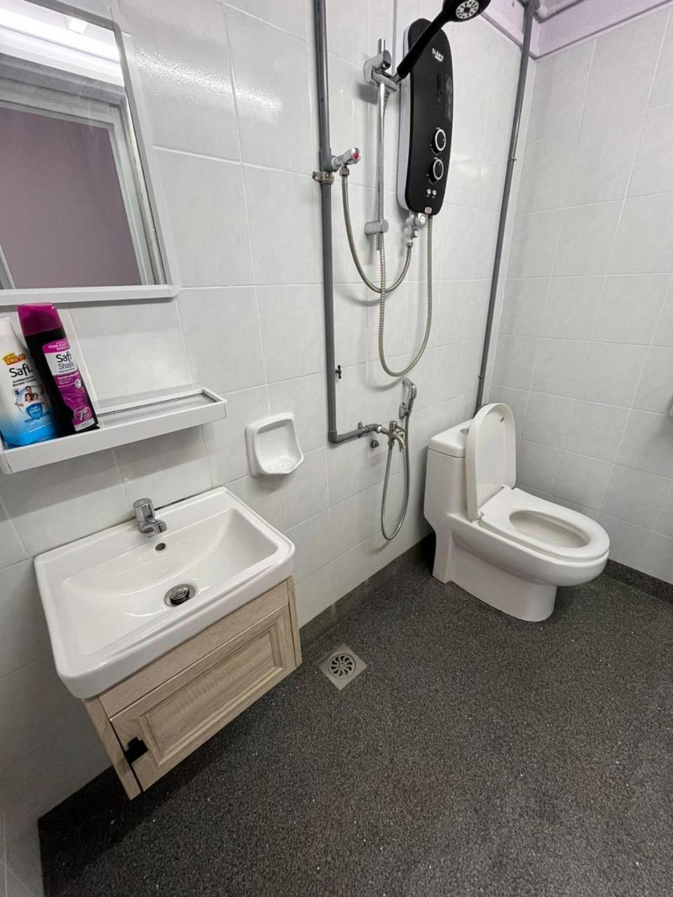 Apartment Mersingfirstfloor丰盛港二楼民宿
